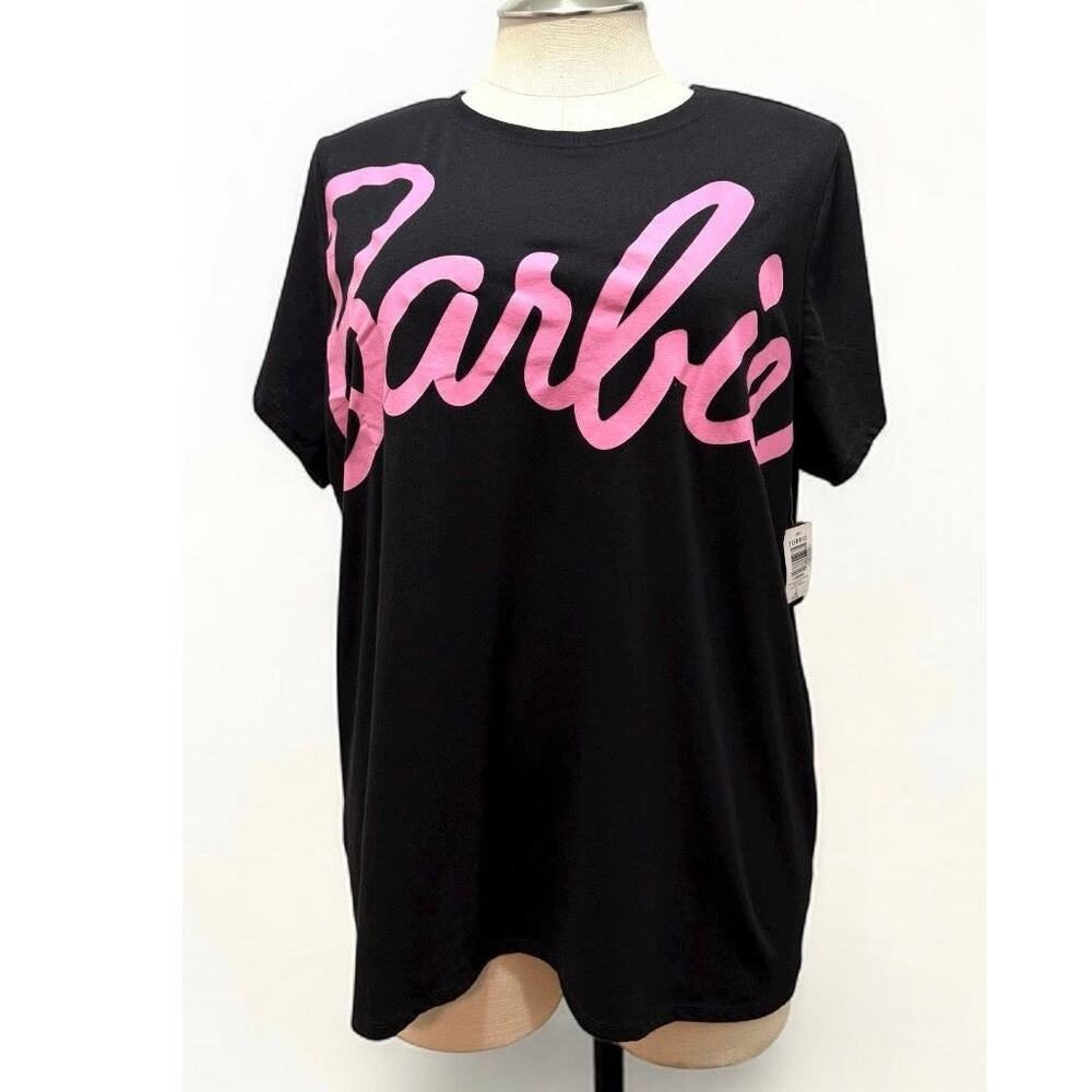 Torrid 3 (3X 22/24) Barbie Doll Pink Font Crew Neck Graphic Tee T Shirt‎ Cosplay